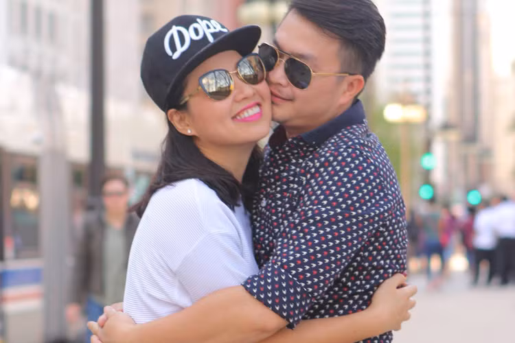 Với hơn 10 năm hẹn hò, cặp đôi diễn viên Lê Khánh - Tuấn Khải chính thức về chung một nhà bằng một đám cưới ngọt ngào vào cuối năm 2014.