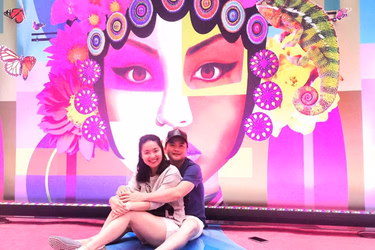 Sau khi kết hôn, Lê Khánh và Tuấn Khải cùng chia sẻ những khoảnh khắc đời thường giản dị nhưng hạnh phúc.