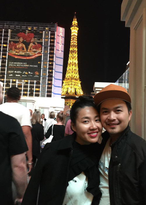 Hình ảnh Lê Khánh - Tuấn Khải hạnh phúc bên nhau trong một chuyến đi Mỹ sau khi kết hôn.