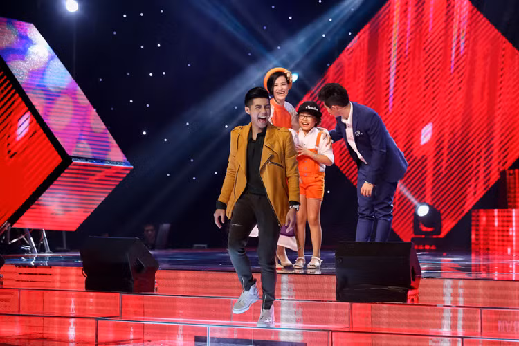 Noo Phuoc Thinh mung phat khoc vi duoc thi sinh chon-Hinh-11