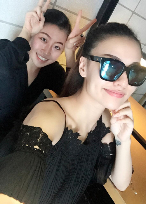 Hiện tại, em bé trong bụng Hồng Quế đã được hơn 27 tuần tuổi. Theo cách nữ người mẫu gọi thiên thần nhỏ của mình là Cherry, thai nhi là một bé gái.