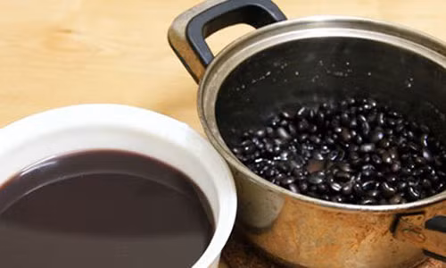 Chỉ cần uống nước này, da đen bẩm sinh cũng thành trắng bóc Chi can uong nuoc nay, da den bam sinh cung thanh trang boc