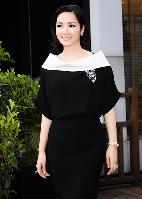 Với nhan sắc không tuổi, Giáng My đẹp rạng rỡ dù ảnh để tự nhiên.