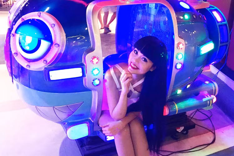 Sieu mau Jessica Minh Anh thich thu kham pha vinh Ha Long-Hinh-8