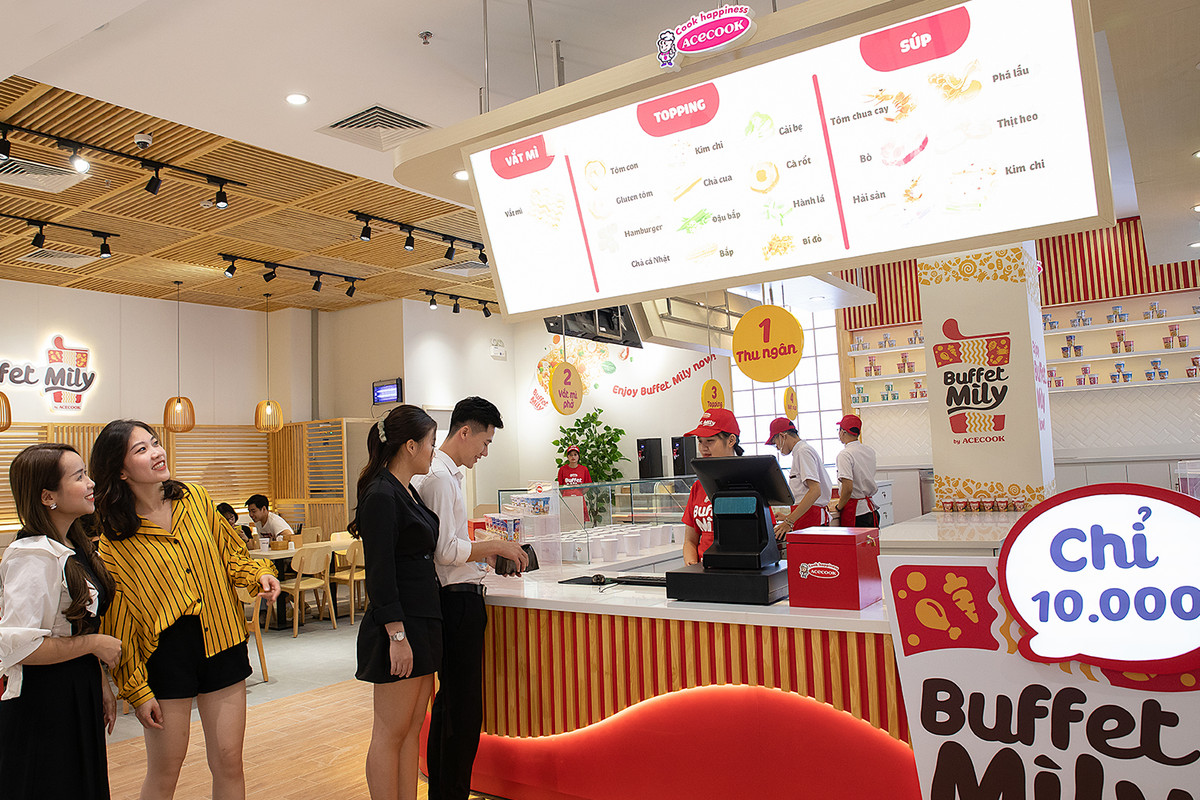 Acecook Viet Nam lai khung... van “lan san” mo buffet my tom?-Hinh-2