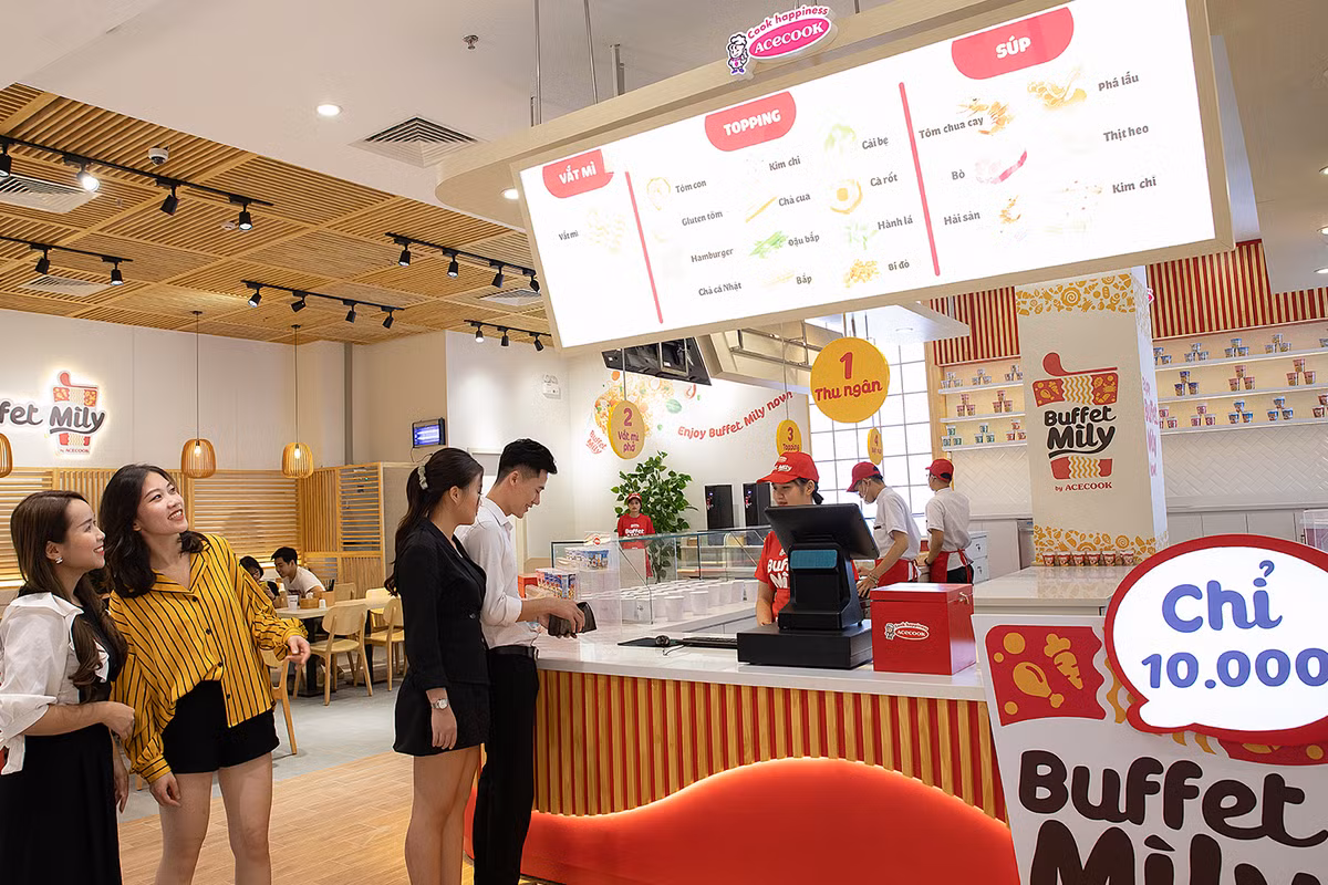 Acecook Viet Nam lai khung... van “lan san” mo buffet my tom?-Hinh-2