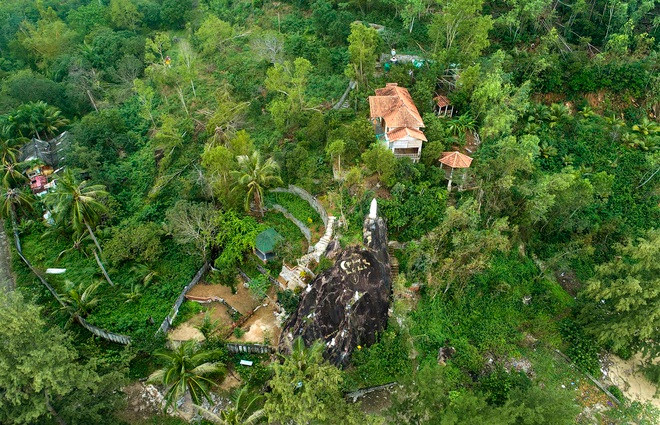 Nguyen Chu tich MTTQ tinh Binh Dinh xay khu nghi duong trai phep