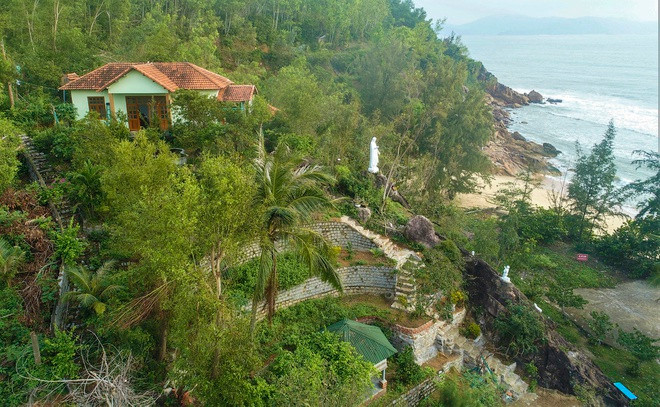 Nguyen Chu tich MTTQ tinh Binh Dinh xay khu nghi duong trai phep-Hinh-2