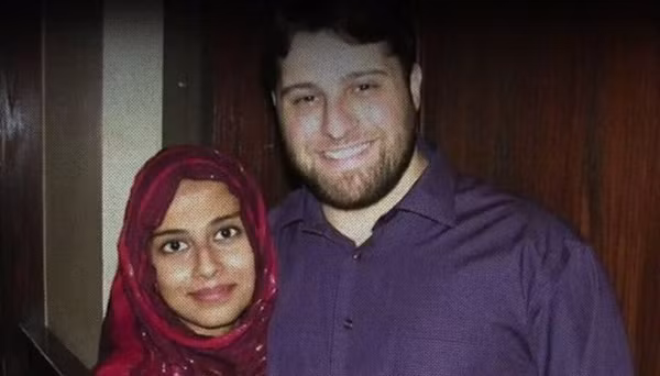 Tania và John Georgelas. (Ảnh: BBC)