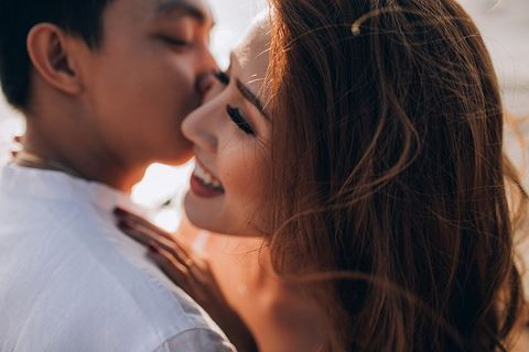 Chia sẻ với chúng tôi, Nhung cho biết, cô nàng và bạn trai mới quen nhau được 4 tháng. Bộ ảnh lần này là món quà sinh nhật cô bạn dành tặng đến người bạn trai của mình. Chia sẻ với chúng tôi, Nhung cho biết, cô nàng và bạn trai mới quen nhau được 4 tháng. Bộ ảnh lần này là món quà sinh nhật cô bạn dành tặng đến người bạn trai của mình.