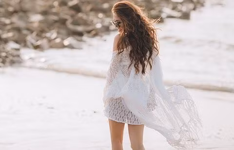 Công việc bận rộn nên mỗi khi rảnh, hai bạn luôn dành thời gian nhắn tin, gọi facetime cho nhau. Đặc biệt, hai bạn luôn tin tưởng tuyệt đối và ủng hộ công việc của "đối phương". Nguyễn Nhung cũng muốn nhắn nhủ với bạn trai rằng “Mong anh hãy luôn yêu chính con người mình và tin vào hạnh phúc của mình”.