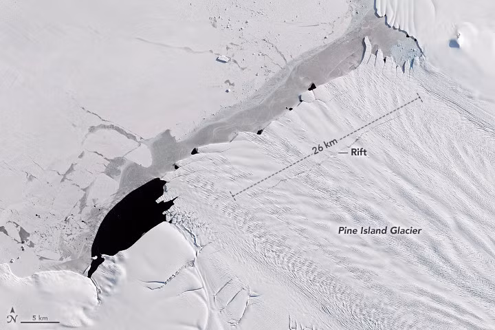 Tang bang to bang thu do nuoc My vua tach khoi Nam Cuc