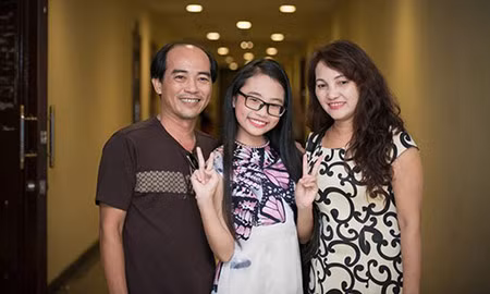 He lo moi quan he "buon" giua Phuong My Chi va gia dinh nha noi