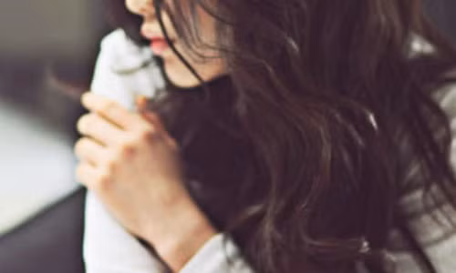 Voi cuoi khi quen chua day mot thang, toi tu dua minh vao dia nguc