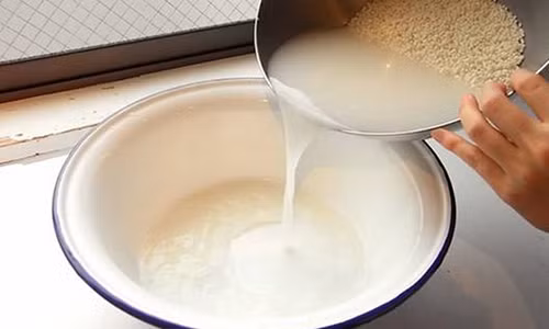 Hoc lom bi quyet duong da luon dep moi ngay cua phu nu Nhat Ban