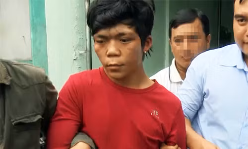 Loi khai nghi pham mau lanh sat hai lai xe om bang 27 nhat dao