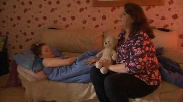 Mẹ Beth buồn bã chia sẻ" đáng lẽ con bé đã tốt nghiệp đại học ngành tâm lý học trẻ em và có một tương lai sáng lạng. Vậy mà...".