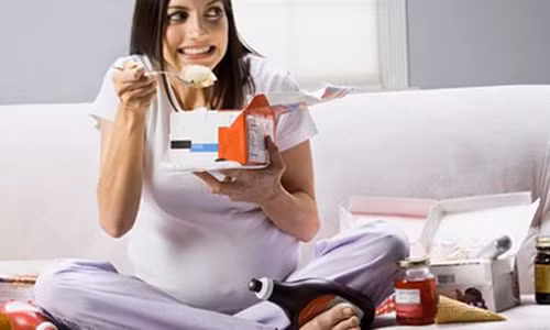 Quan niem sai lam me bau muon giam can sau sinh can bo ngay