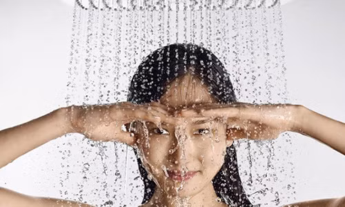 Nên tắm vào ban đêm hay buổi sáng? Nen tam vao ban dem hay buoi sang?