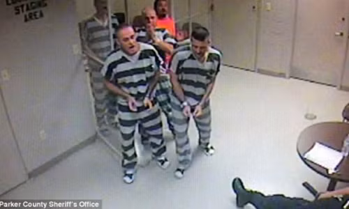 Cuoi rung ron nhung su co hai huoc trong tu