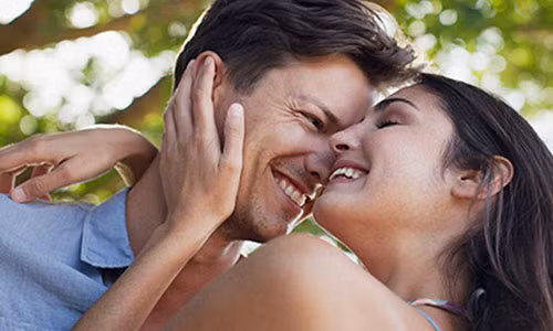 Su that chet lang trong ngay dau tien ra mat nha chong sap cuoi