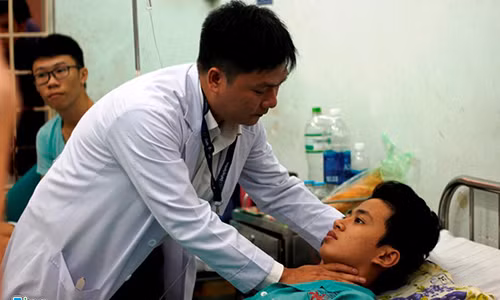 Ai co nguy co dot quy khi tap gym?