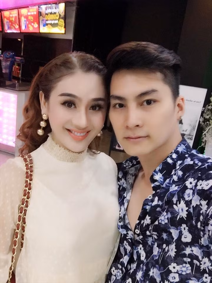 Cặp đôi sẽ về chung một nhà vào cuối tháng 12 tới - Ảnh: FBNV