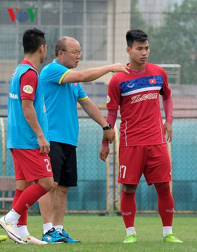 Hậu vệ phải Vũ Văn Wan' (Vũ Văn Thanh) (HAGL)