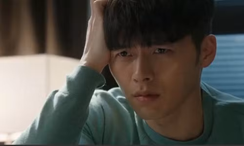 Con trai buc boi khi ngay nao me cung bat co nha ve sinh