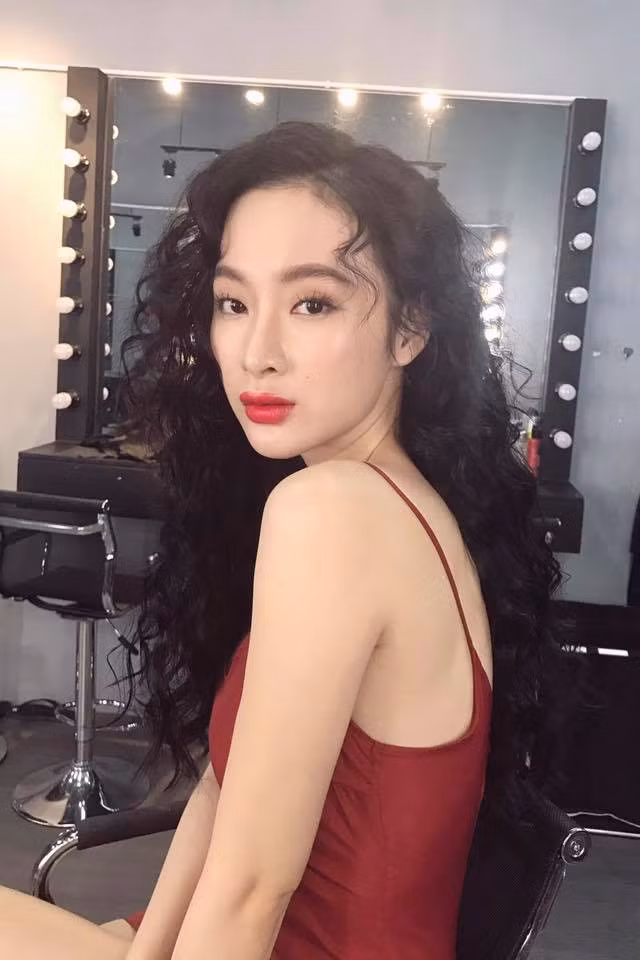 Angela Phuong Trinh khoe sap lay chong, mui bi che “la“-Hinh-8