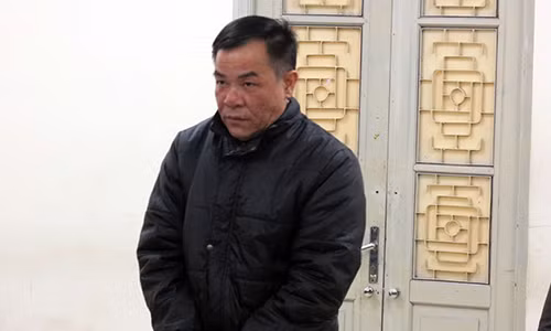 Bị cáo Lễ tại tòa.