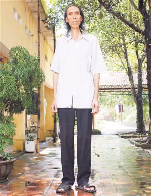 "Doc" va "di" nhung nguoi dan ong ky la nhat Viet Nam