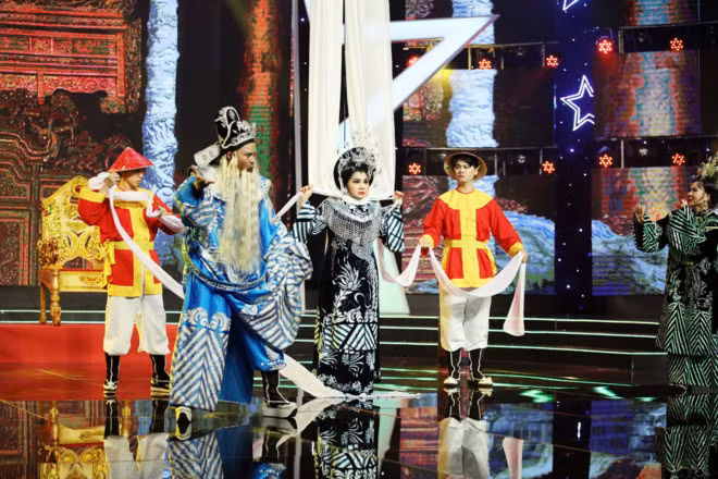 Doi gian truan cua hau due doan cai luong Minh To-Hinh-2