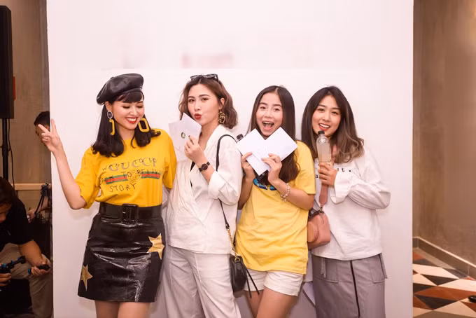 Sau đó, Tâm Tít hé lộ danh tính bố của con Maya chính là đại gia Chu Đăng Khoa. Không những thế, Maya còn cặp với nhiều đàn ông có vợ khác.