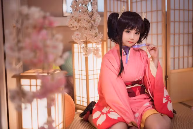 Cosplayer noi tieng "dan mat" dan mang Viet gay roi tren Facebook-Hinh-3