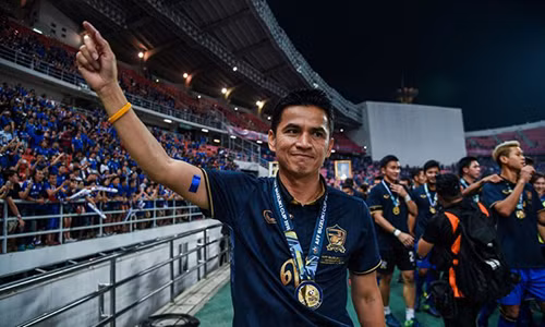 2 rao can cuc lon khien Kiatisak kho lam HLV truong DTVN