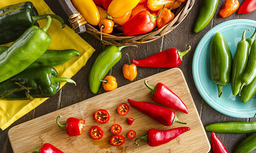 Ăn ớt đúng cách mang lại nhiều lợi ích cho sức khỏe - Ảnh: Internet