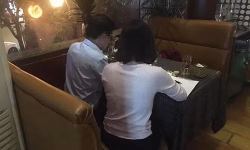 Nguyễn Trung Dũng (SN 1982) chia sẻ với phóng viên những câu chuyện trong nghề. Ảnh: Nhật Linh