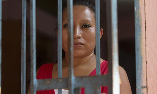 Chị Teodora del Carmen Vásquez bị kết án 30 năm tù vì tội giết người mức độ nghiêm trọng vào năm 2007.