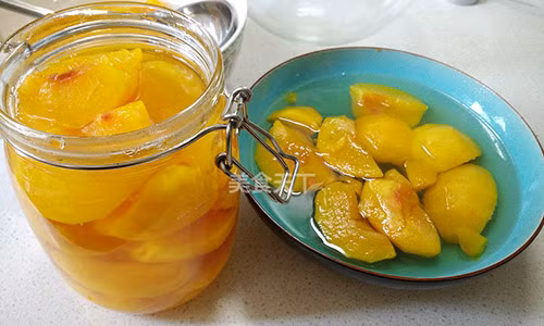 Bat mi cach pha do uong khien gioi tre Sai Gon soi suc