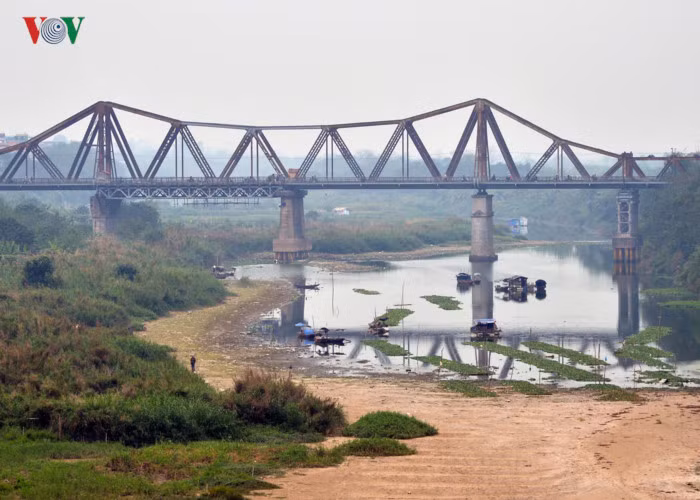 Hình ảnh khi sông Hồng vào mùa khô tháng 3/2017.