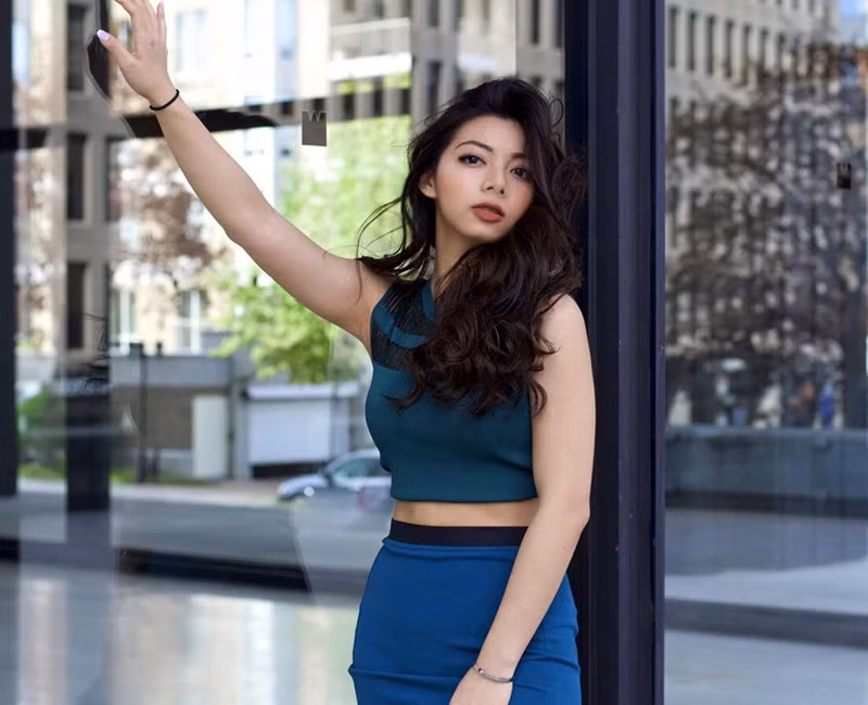 Vinh Xuan Nam Anh “don duong” cho con gai tan cong showbiz Viet?-Hinh-2