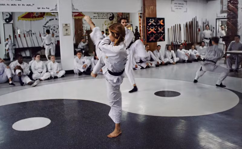 Vinh Xuan Nam Anh “don duong” cho con gai tan cong showbiz Viet?