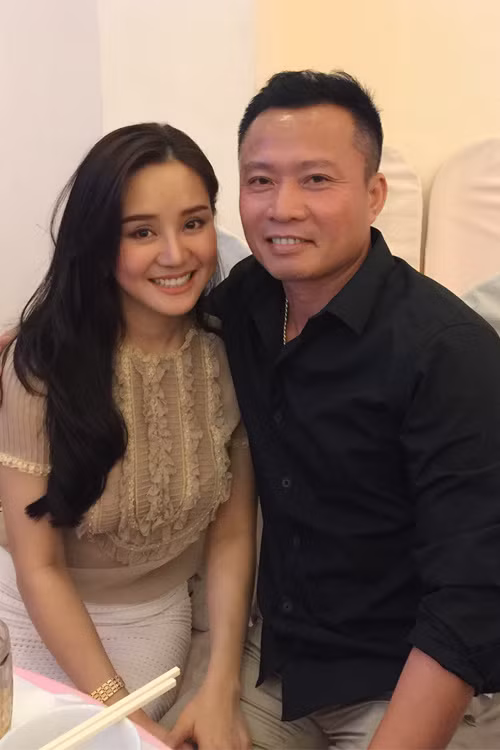 Vy Oanh tiet lo tuyet chieu giu chong dai gia, "ke thu 3" khoc thet-Hinh-3