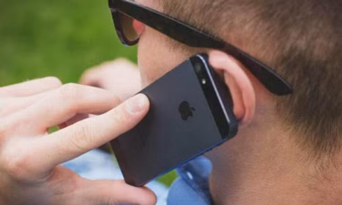 Các bước sóng RF là nguyên nhân chính gây ung thư não, mất trí nhớ. Ảnh: Tri thức trực tuyến