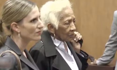 Ba chua trom kim hoan gia nhat nuoc My the hoan luong