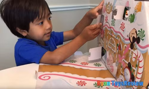 Ryan, chủ kênh đánh giá đồ chơi Ryan ToysReview.