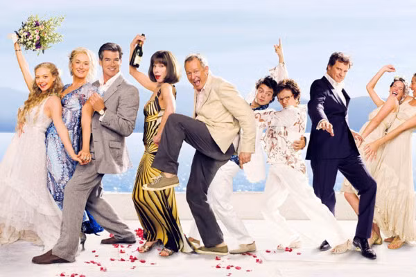 Mamma Mia: Here We Go Again!: Phần 2 của Mamma Mia được trông đợi sẽ mời đủ dàn diễn viên cũ: Meryl Streep, Amanda Seyfried, Pierce Brosnan… bên cạnh sự xuất hiện của những gương mặt mới. Phần tiếp theo cũng sẽ sử dụng âm nhạc của ABBA với các bản phối mới. Mamma Mia: Here We Go Again! đã ấn định thời gian ra rạp vào 7/2018.