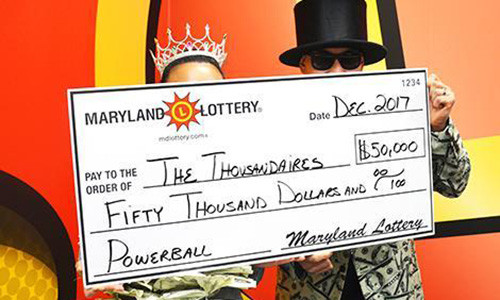 Hai vợ chồng nhận giải hơn 1 tỉ đồng.