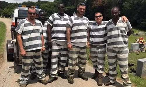 6 pham nhan My duoc giam an vi cuu mang quan nguc